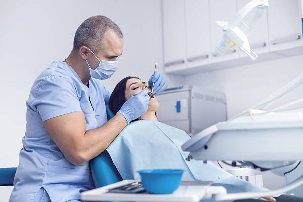 Best Tooth Extraction  in Palm Shores, FL